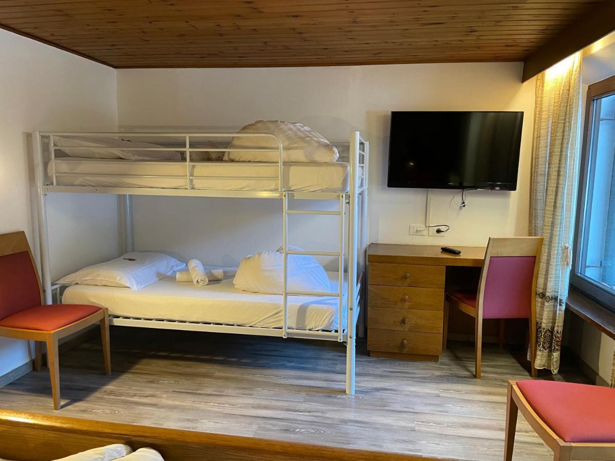 Gasthof Goldenes Lamm Vahrn Eksteriør billede